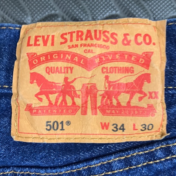 LEVI STRAUSS & CO. 501 Men’s jeans size 34x28 - Picture 6 of 8